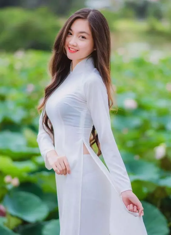 Ảnh gái k6 tóc dài, dịu dàng và xinh đẹp không thể rời mắt.