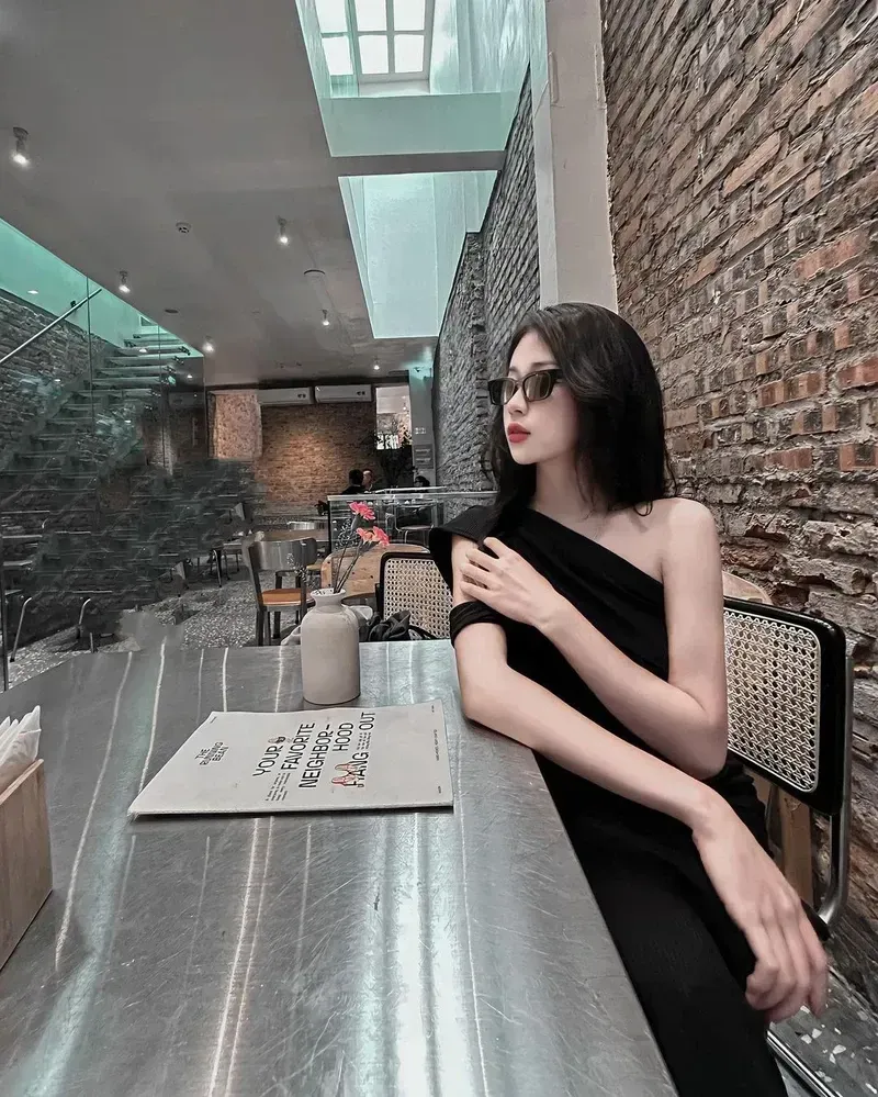 Gái xinh IG luôn tỏa sáng trong từng bức ảnh đẹp lung linh, hấp dẫn.