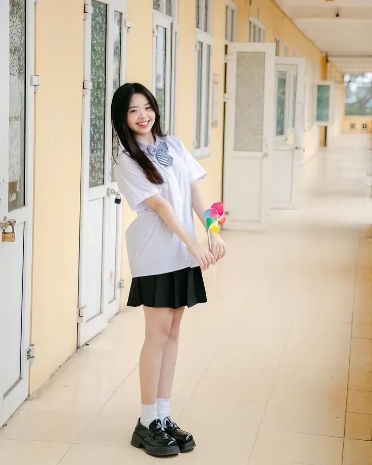 Avatar gái đẹp với phong cách nổi bật và đầy cuốn hút.