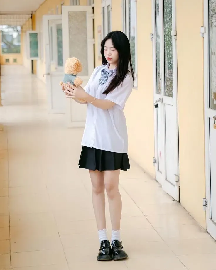 Ảnh gái xinh chụp dáng tuyệt đẹp, thu hút mọi ánh nhìn.