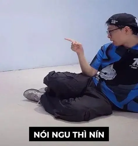 Meme ảnh anh da đen hài hước luôn gây ấn tượng mạnh với những tình huống hài hước không thể bỏ qua.