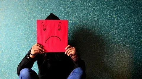 Hình avatar buồn nam với tông màu trầm, dành cho những khoảnh khắc suy tư