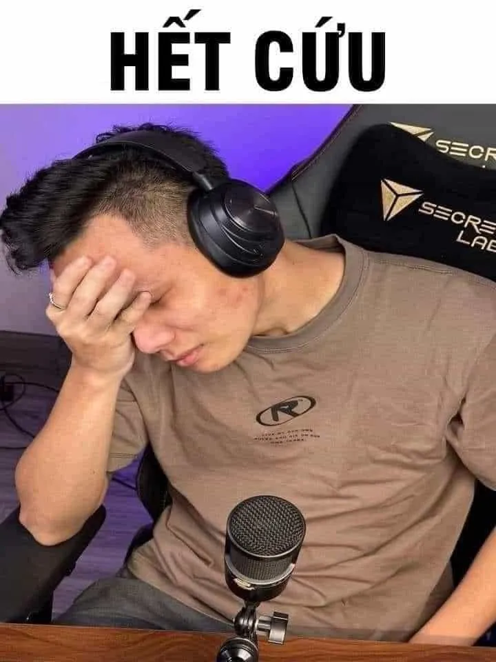 Giỡn meme hết cứu là cách thú vị để truyền tải sự bất lực