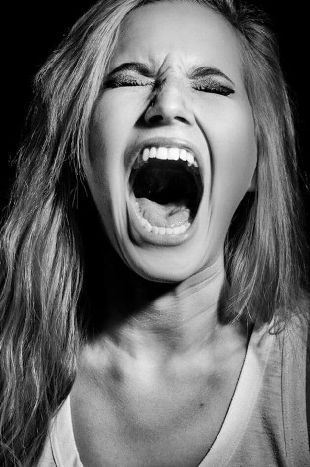 Hình ảnh meme tức giận vui nhộn, rất đáng để thử.