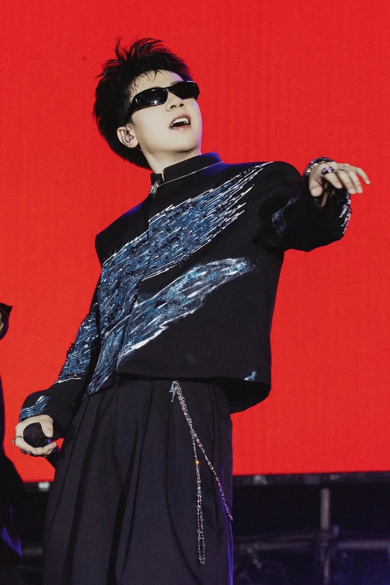 Khám phá chân dung qua hình ảnh của quang hùng masterd