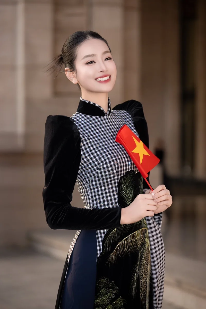 Thông tin về Miss Intercontinental 2024 Bùi Khánh Linh được nhiều người quan tâm