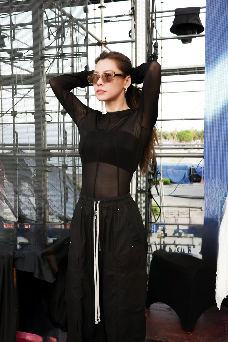 Nghe lại hit đình đám Ngày chưa giông bão Bùi Lan Hương ngay hôm nay