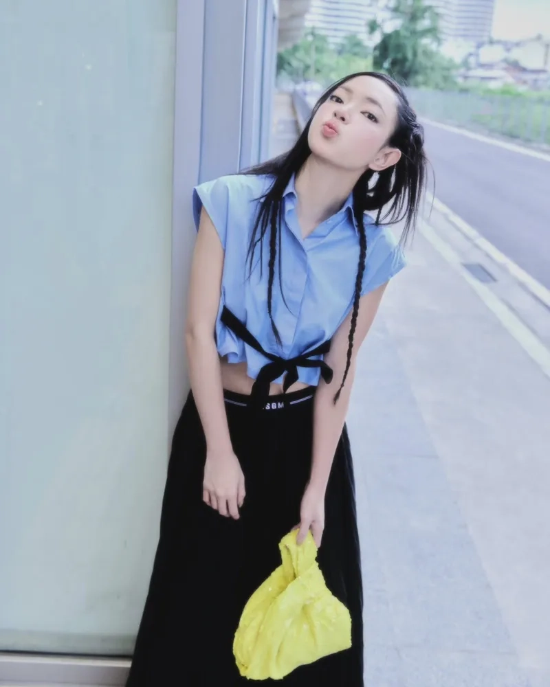 Thời trang đỉnh cao của Người mẫu Châu Bùi gây sốt