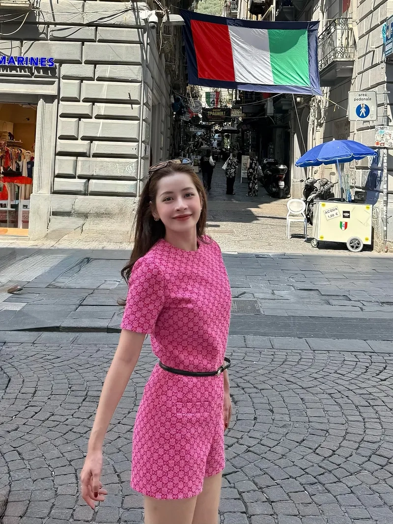 Chiêm ngưỡng vẻ đẹp của Đóa hoa hồng Chi Pu