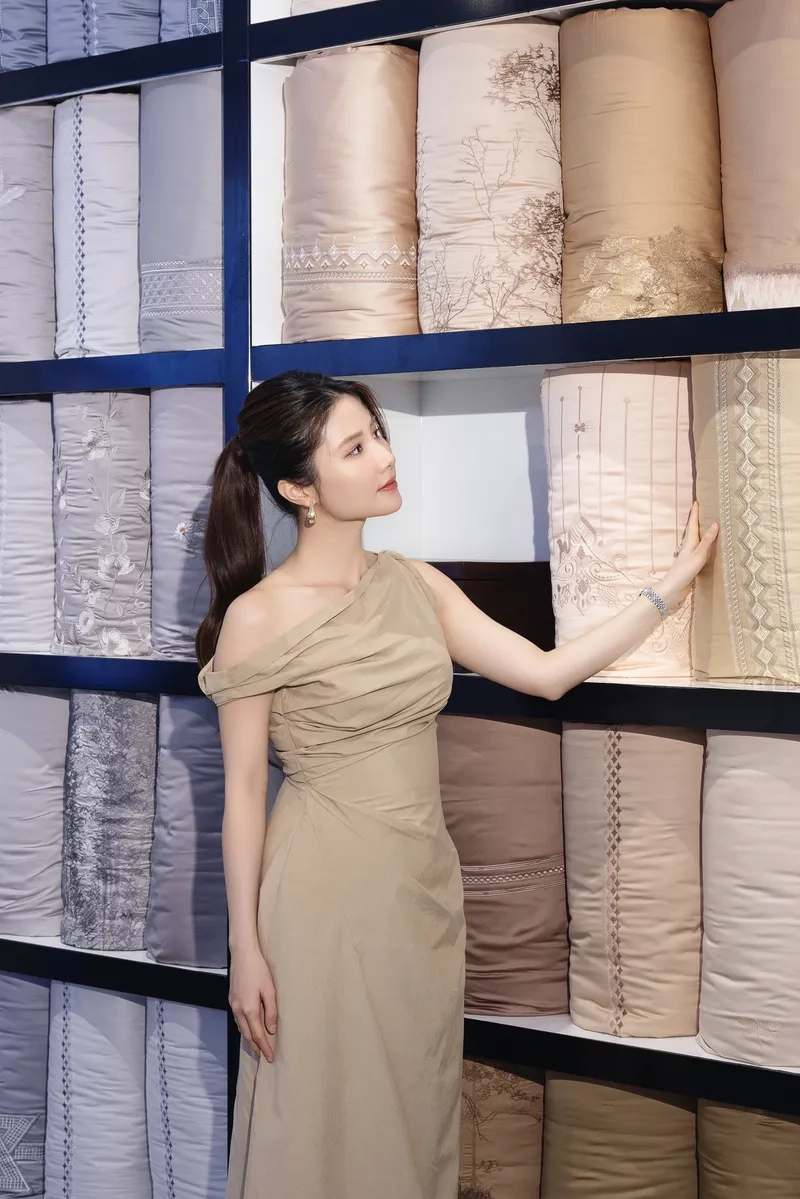 Diễm My 9x cao bao nhiêu khiến nhiều người bất ngờ