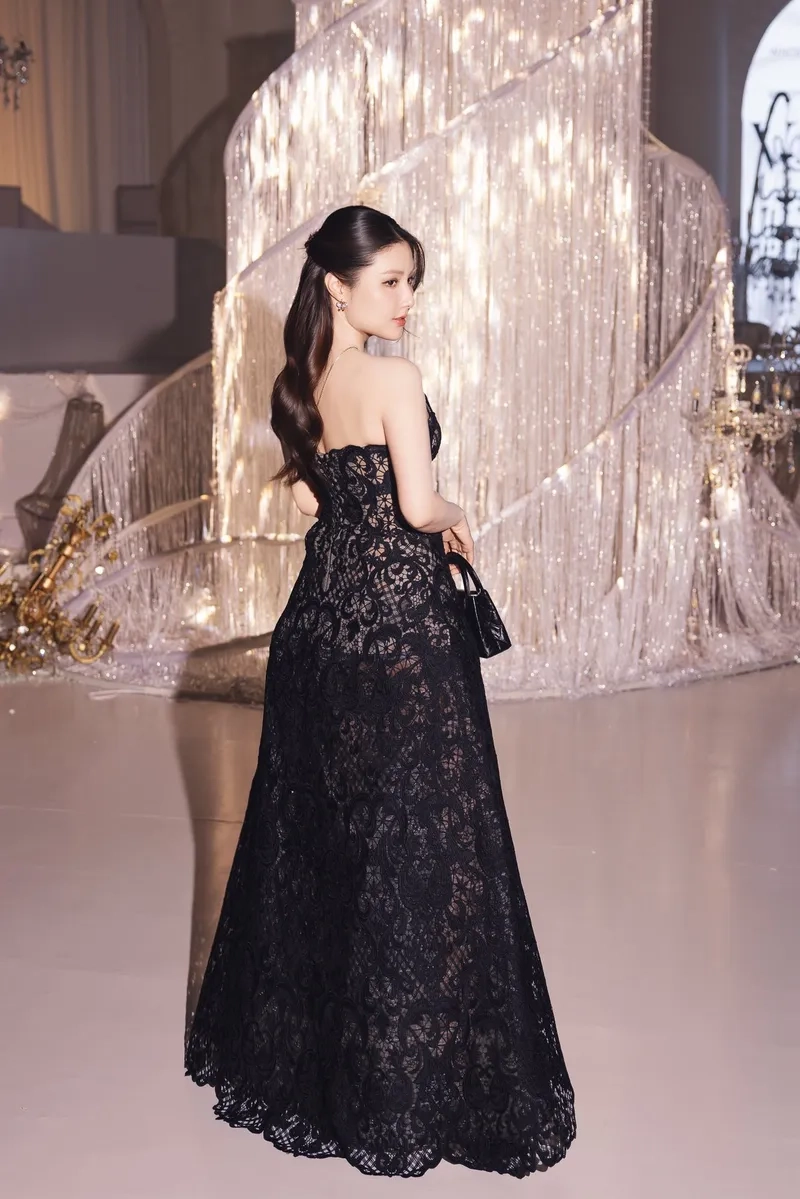 Diễm My 9x học trường nào gây tò mò khán giả nhiều