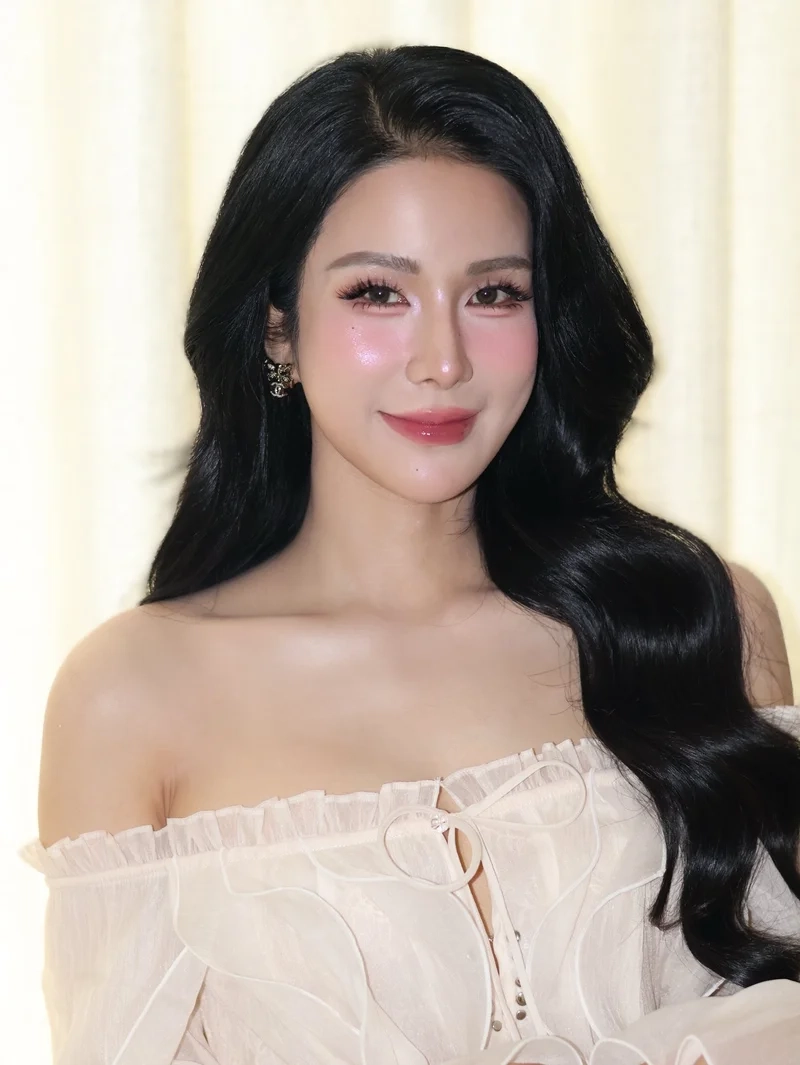 Khám phá thông tin về Diệp Lâm Anh tuổi thật sự