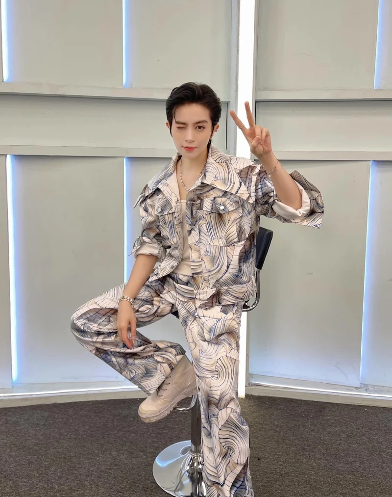 Tìm hiểu chân dung và sự nghiệp Gil Lê là ai