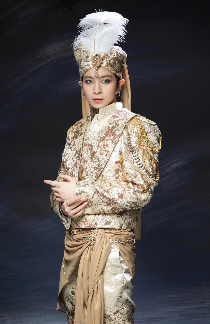 Nghe những ca khúc hot nhất của Ca sĩ Gil Lê