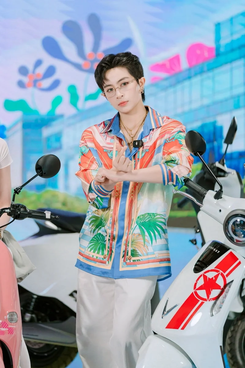 Sự nghiệp âm nhạc của Gil Lê chị đẹp không thể bỏ qua