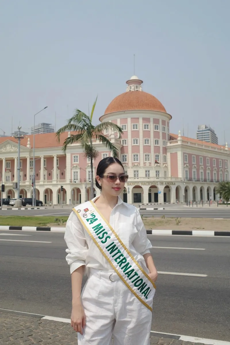 Hoa hậu thế giới Huỳnh Thị Thanh Thủy góp phần nâng tầm nhan sắc Việt