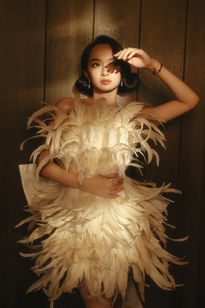 Hotgirl Kaity Nguyễn bao nhiêu tuổi hiện nay