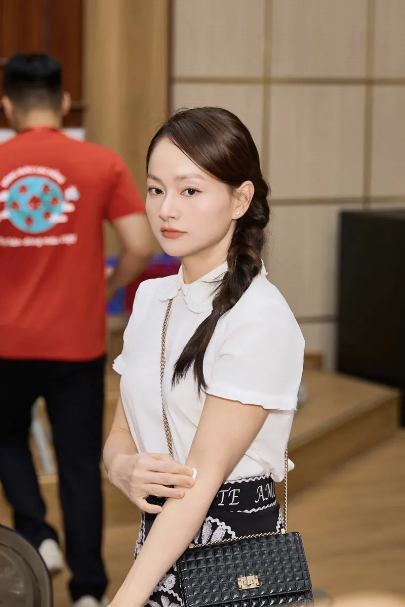 Lan Phương đóng phim đa dạng thể loại gây dấu ấn mạnh