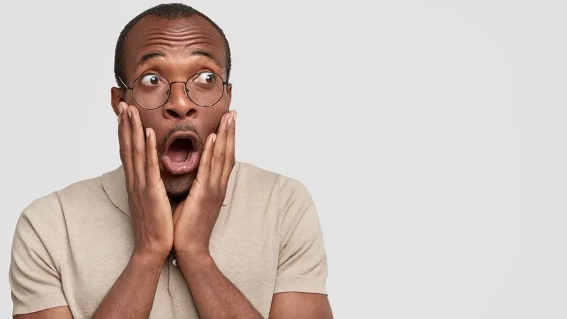 Cười vỡ bụng với bộ sưu tập meme không thể tin được hấp dẫn