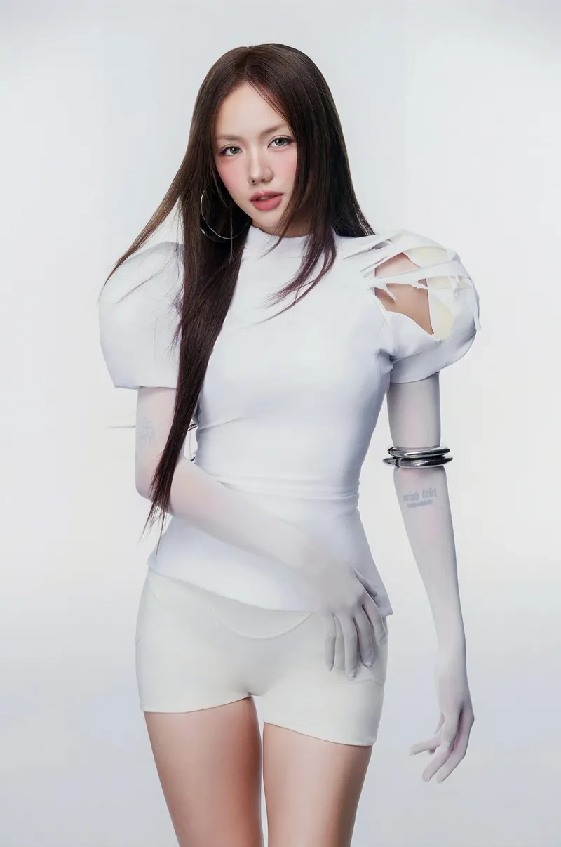 Tìm hiểu tiểu sử Phương Ly cực thú vị ngay hôm nay