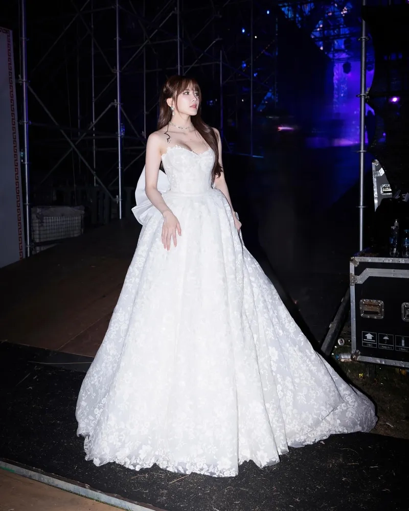 Tìm hiểu về chiều cao Thiều Bảo Trâm thật chuẩn