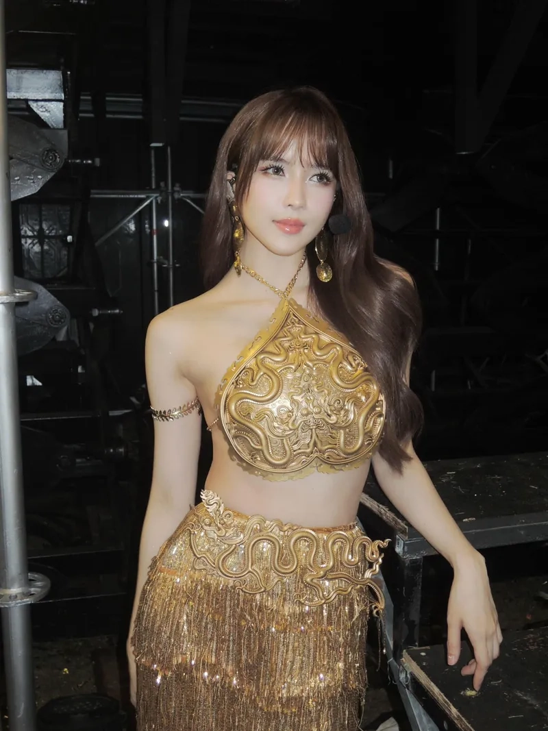 Bí mật Thiều Bảo Trâm tên thật ai cũng muốn biết