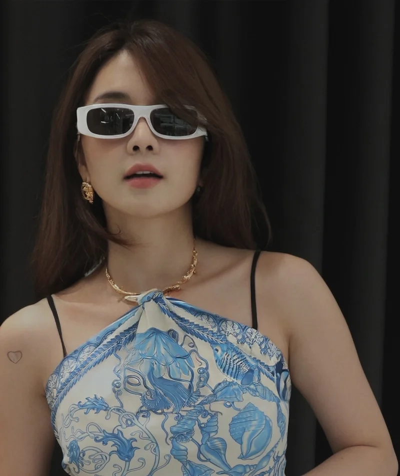 Khám phá vóc dáng hoàn hảo của Thiều Bảo Trang body