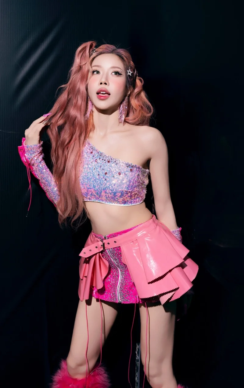 Cập nhật mới nhất từ Trang Pháp official cho fan hâm mộ