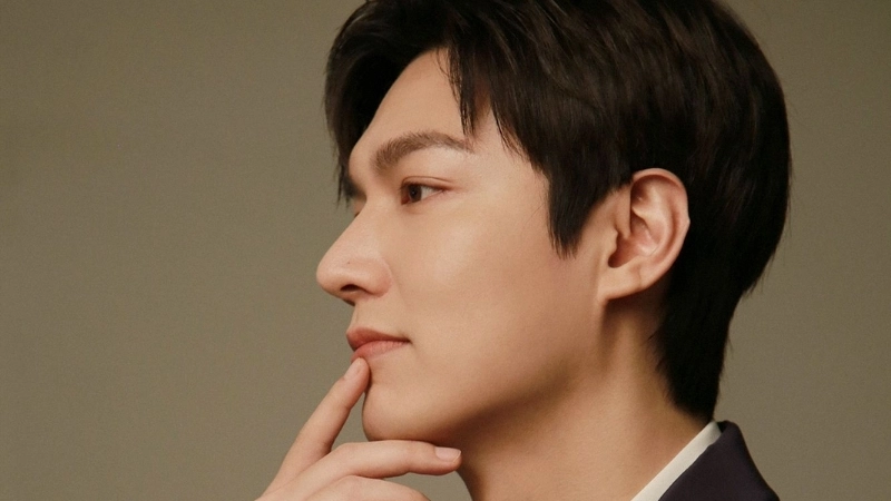 Tướng mũi thẳng nam giới