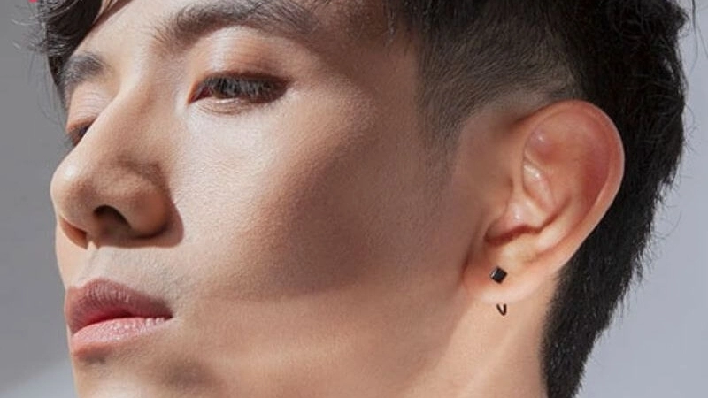 Tướng tai nhọn ở đàn ông và phụ nữ