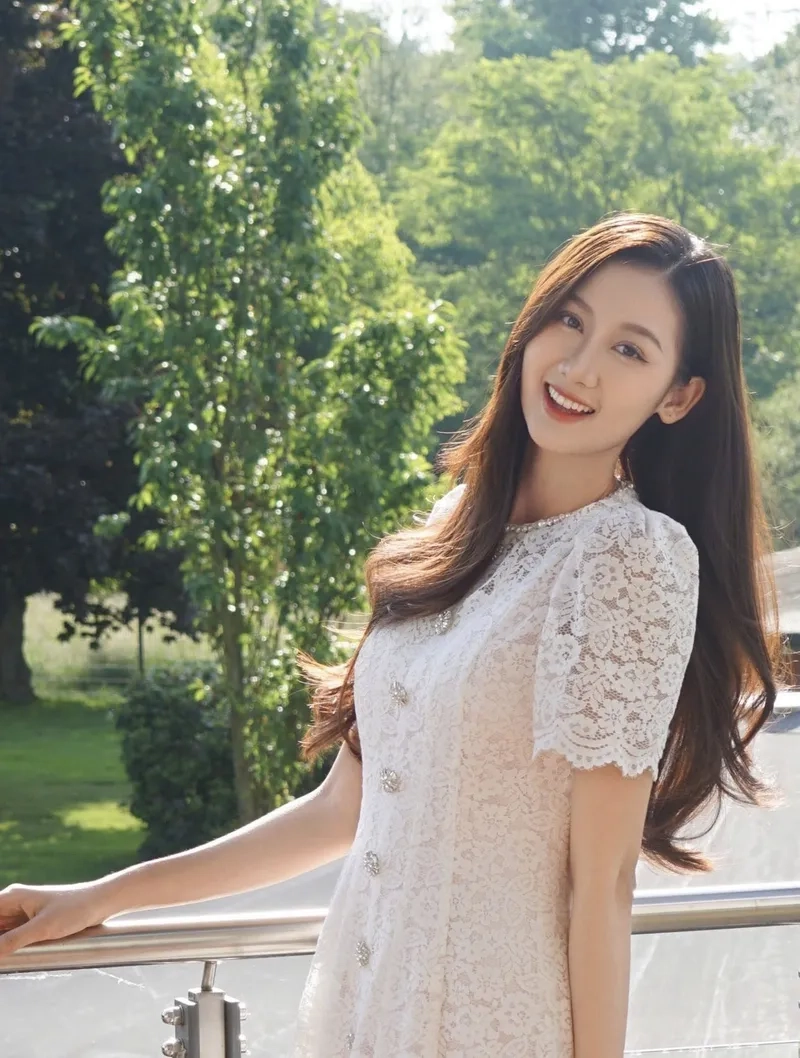 Năm sinh của hoa hậu Võ Lê Quế Anh sinh năm bao nhiêu gây bất ngờ