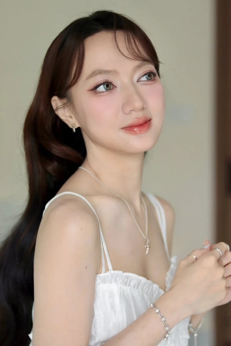 Đắm chìm trong giai điệu của Nắng Sớm Xuân Nghi