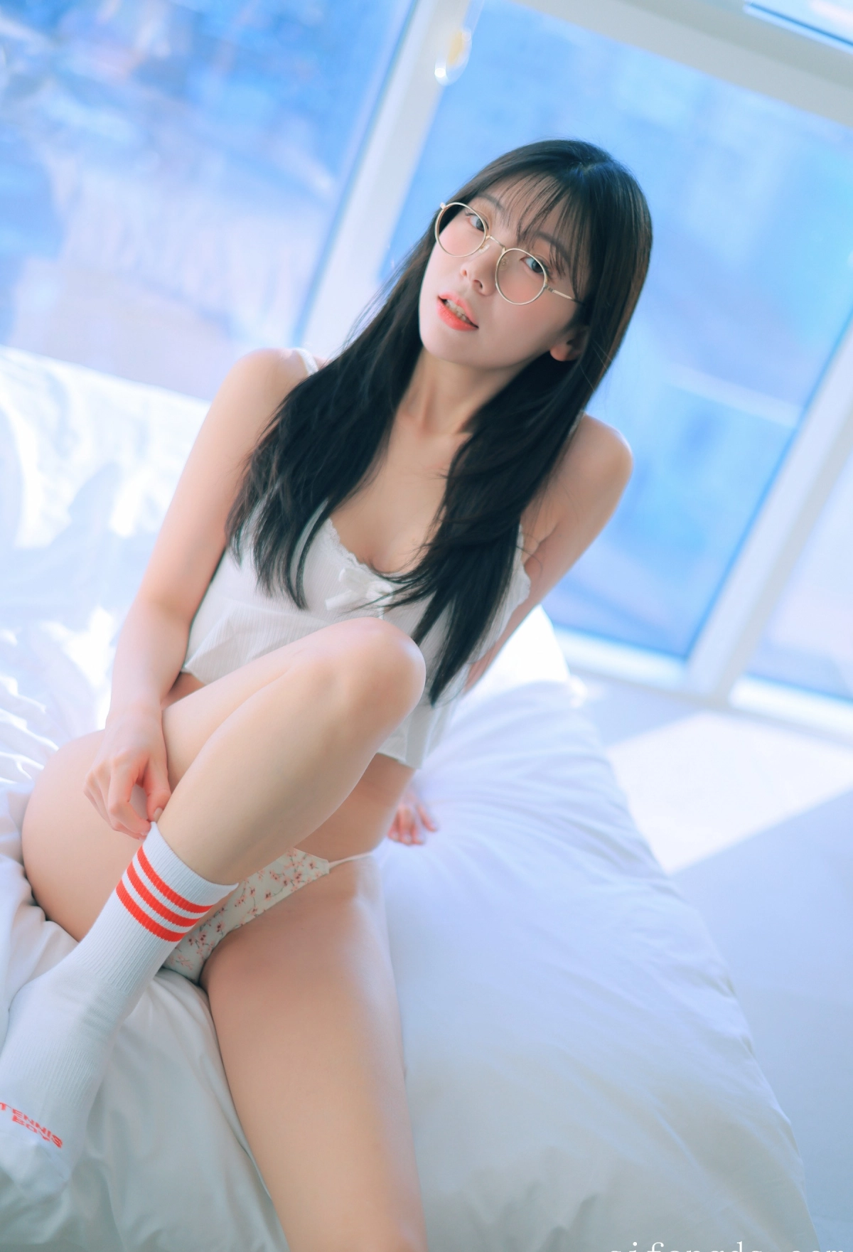 Gái xinh vú to thu dam cuốn hút gợi tình thủ dâm to cực