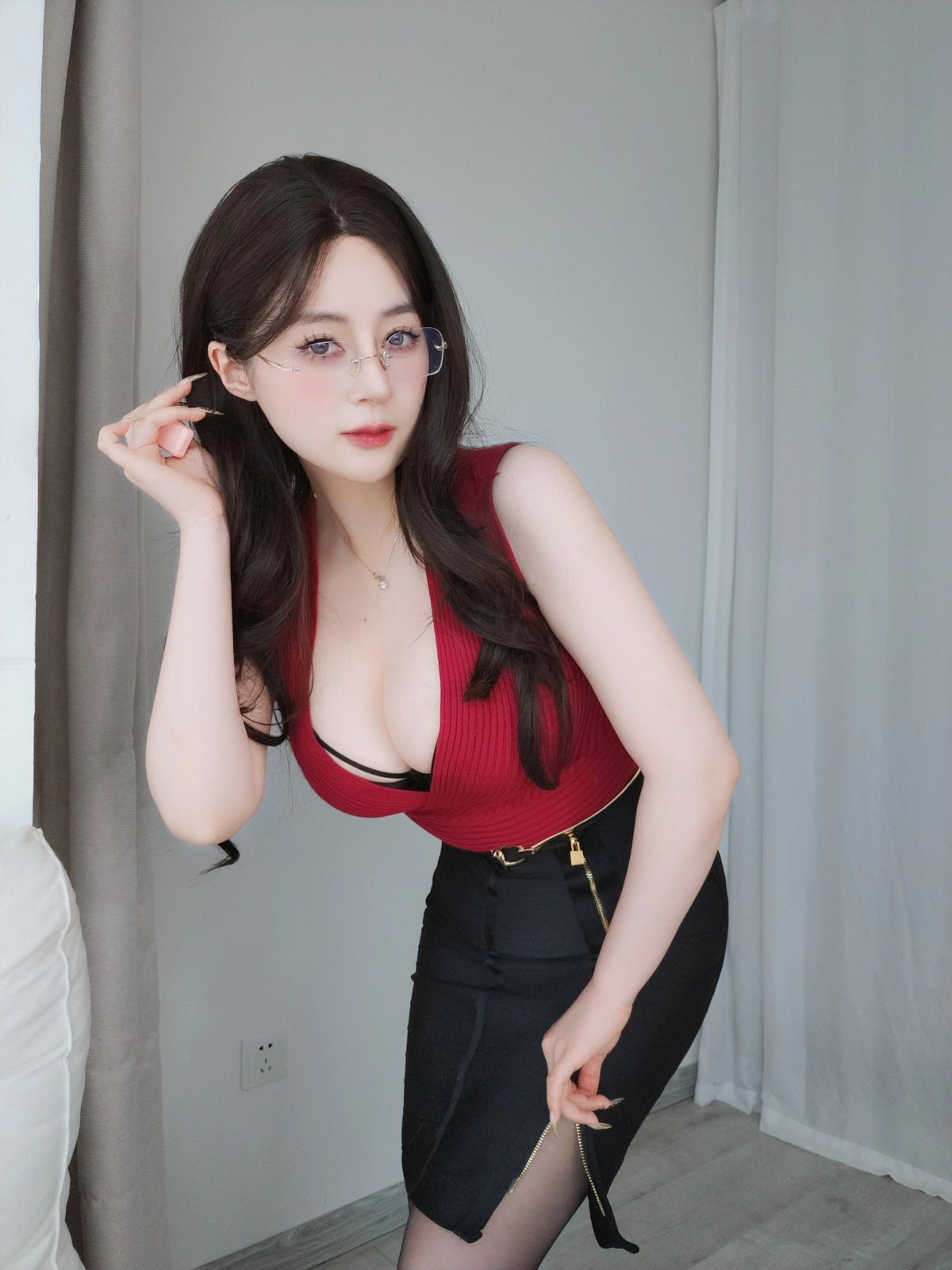 Con gái cởi đồ khoe hàng quyến rũ nóng bỏng con gái cực