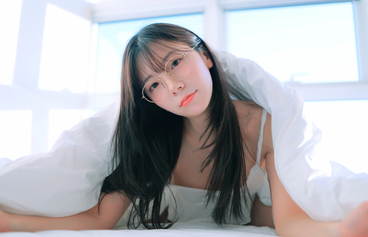 Ảnh sex gái xinh khoe vú cuốn hút gợi tình khoe ảnh sexy