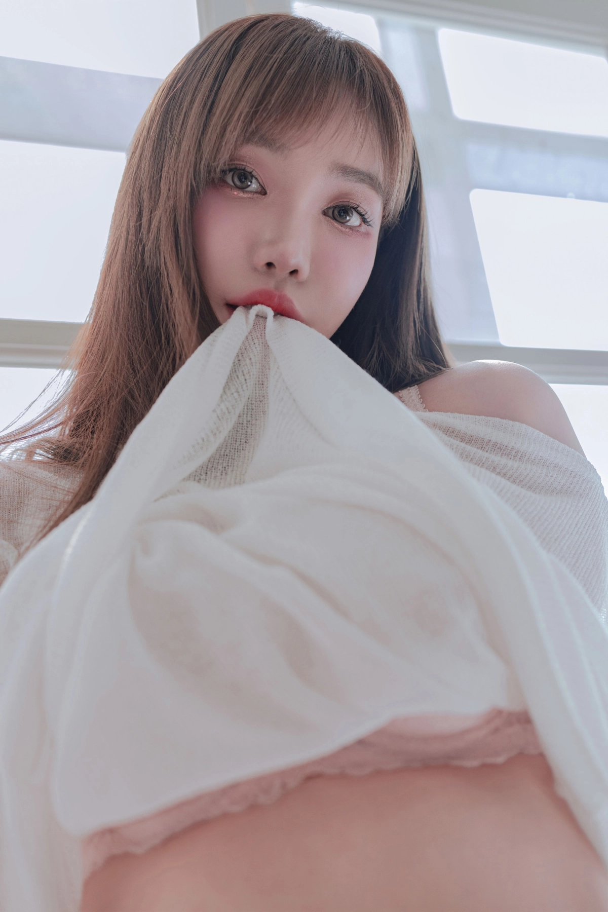 Gái xinh vú to thả rông cuốn hút gợi tình thả rông sexy