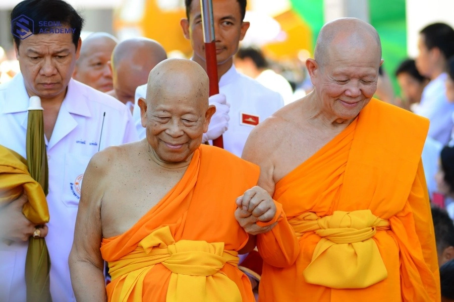 Tướng người có duyên với Phật theo quan niệm dân gian gắn với tâm thiện.